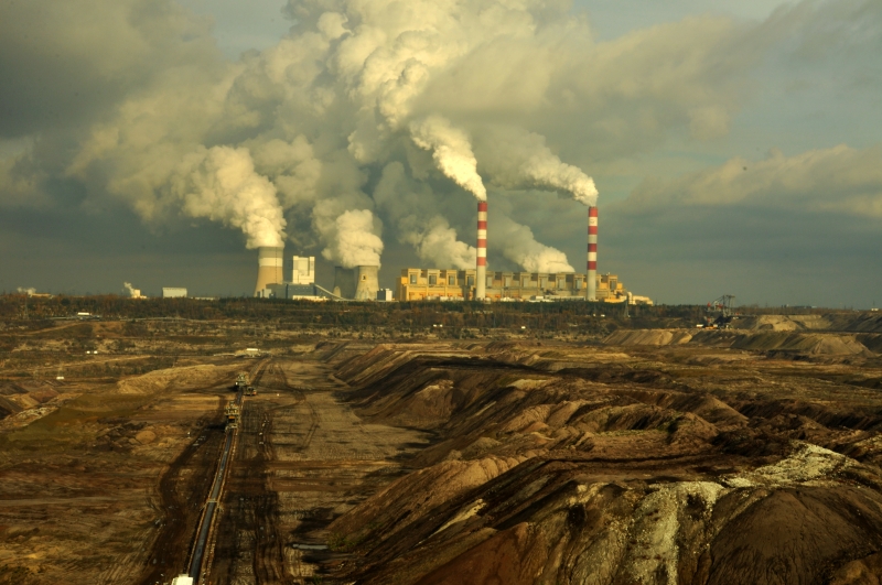 European power companies face €114 billion ‘debt trap’ if they delay climate action
